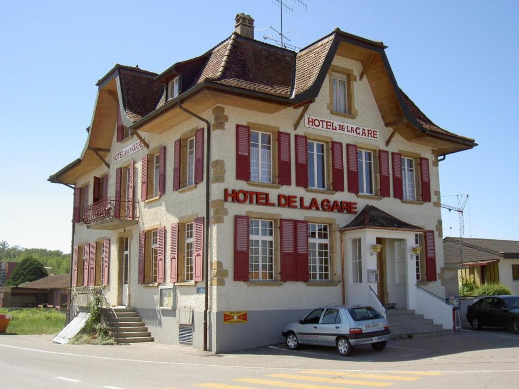 Hotel De La Gare Sugiez Exterior foto