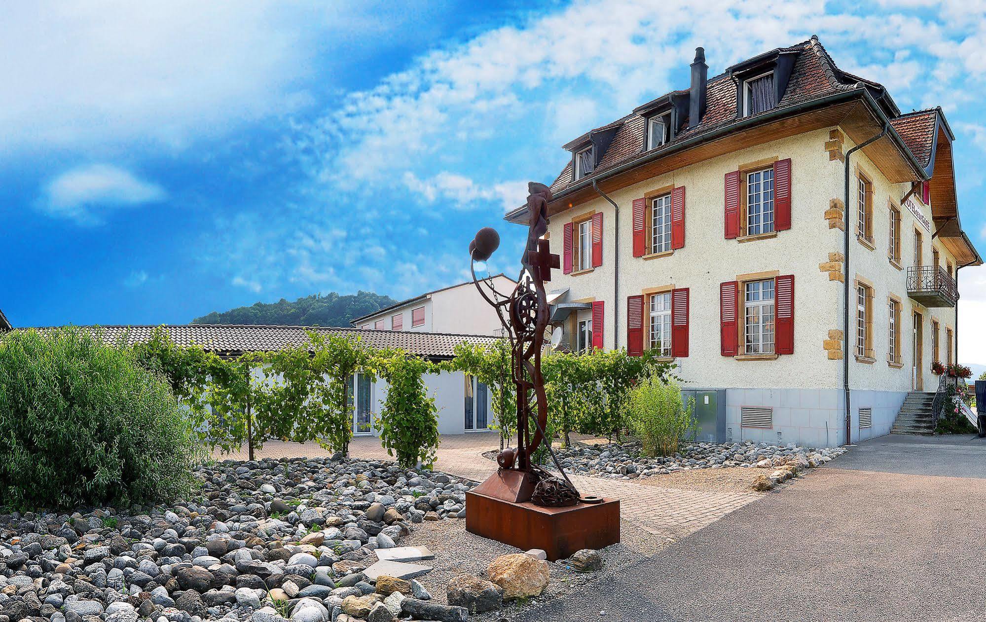 Hotel De La Gare Sugiez Exterior foto